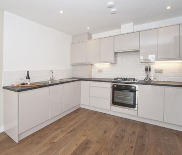 2 bedroom apartment to rent - Photo 3