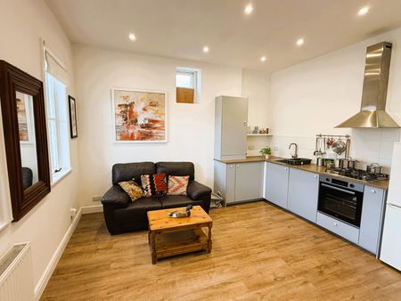 1 bedroom apartment to rent - Photo 2