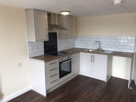 Flat to rent on - Photo 5