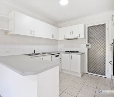 Single Level Villa with Golf Course Views in Fairway Gardens - Photo 5