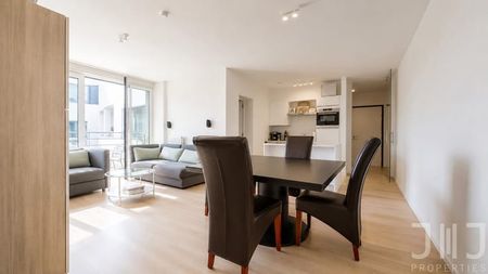 Appartement te huur - foto 2