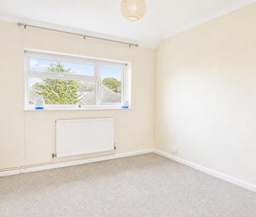 3 bedroom maisonette to rent - Photo 1