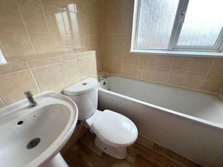 Springwell House, Old Parr Close, Banbury, OX16 - Photo 3