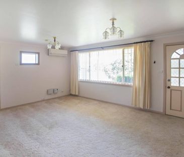 RARELY FOUND - TORRENS TITLED DUPLEX - Photo 3