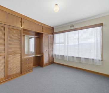 Bright Three Bed Home in Austins Ferry - Photo 5