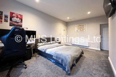 3 Bedroom Flat for rent in Back Regent Park Terrace - Photo 5