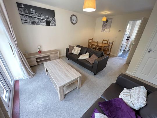 Elm Walk, Coventry, White Willow - Photo 1