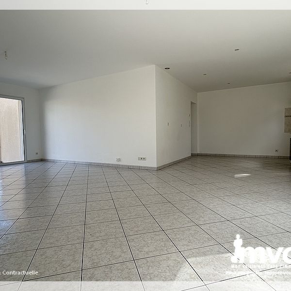 Location Maison 4 pièces 95m² - Photo 1
