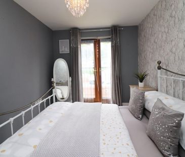 Shaftesbury Avenue, Darwen - Photo 1