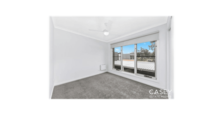 Stunning Family Home in a Prime Location - Photo 2