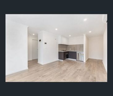 Modern Ground-Floor Living in a Convenient Location - Photo 2