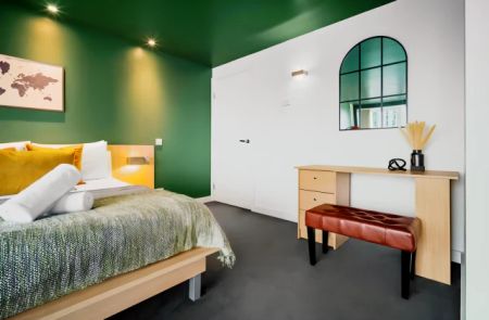 Two Bed - Photo 4