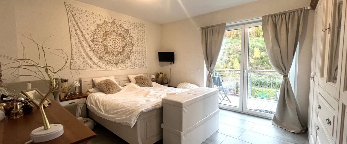 Moderne Erdgeschosswohnung mit großer Terrasse & Balkon – ruhige Lage in Morsbach - Foto 1