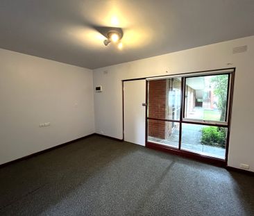 5 / 8 Walnut Street, CARNEGIE - Photo 5
