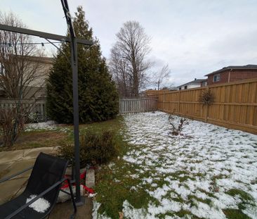 For Lease - 25 Wice Road, Barrie, Ontario - Photo 4