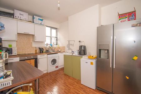 2 bedroom maisonette to rent - Photo 3