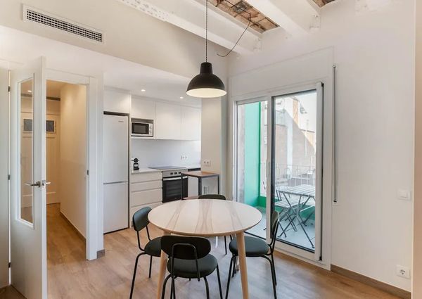 Carrer de Rogent, Barcelona, Catalonia 08026