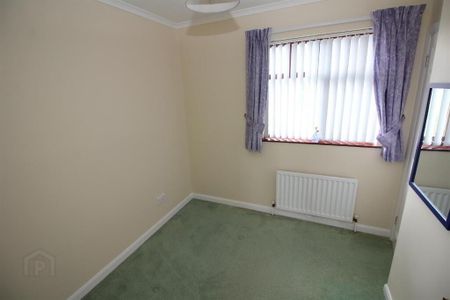 33 Ravelston Avenue, Carnmoney, Newtownabbey, BT36 6PF - Photo 3