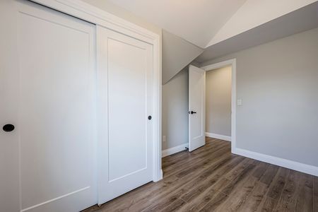 For Lease - 17 Lockwood Road Unit# A, Toronto, Ontario - Photo 2