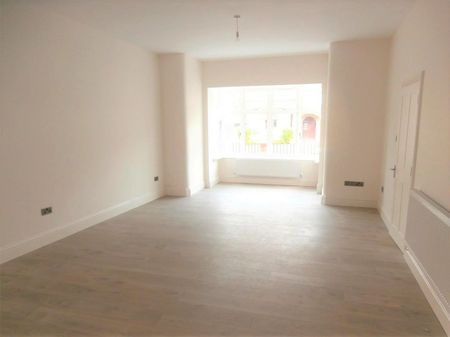 Knighton Drive, Stoneygate, Leicester - Photo 4