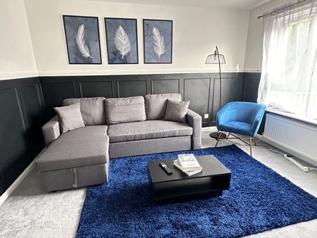 3 Bed Terraced House, Manchester, M16 - Photo 4