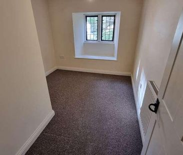St. Sales House, Draycott Road, Shepton Mallet, BA4 - Photo 1