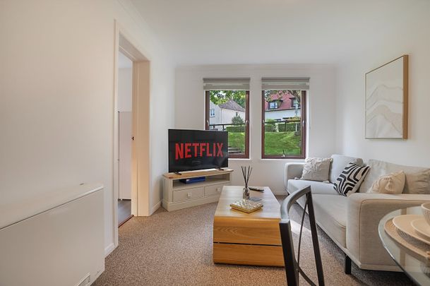 2 Bed Flat, Headland Court, AB10 - Photo 1