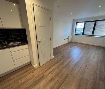 Friary Court, Aylesbury, HP20 - Photo 1