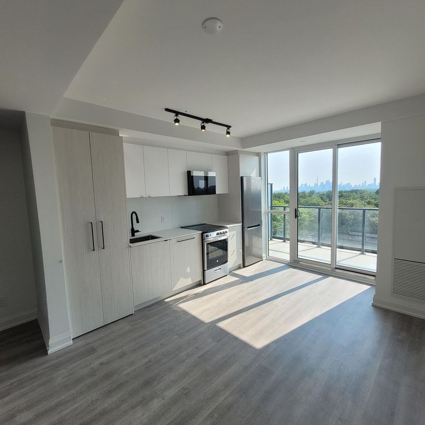 For Lease - 2369 Danforth Avenue Unit# 911, Toronto, Ontario - Photo 1