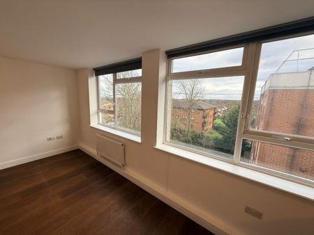 Studio Flat, Ballards Lane, N3 - Photo 2