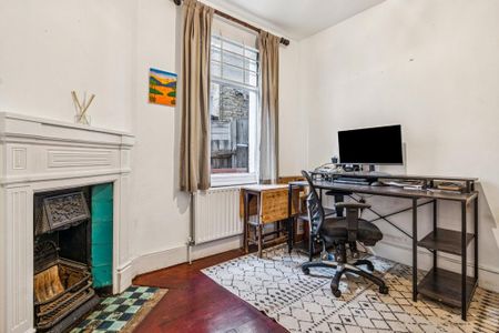 2 bedroom maisonette to rent - Photo 3