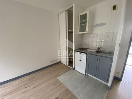 Studio de 19.58m² - TOURS CENTRE - Photo 2