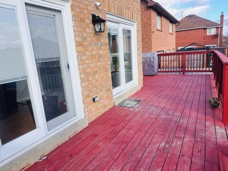 For Lease - 15 Lord Simcoe Drive, Brampton, Ontario - Photo 5