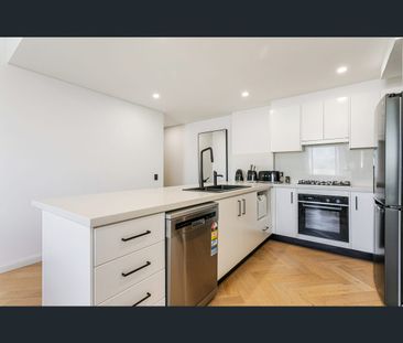 813/21 Hill Road, Wentworth Point, NSW 2127 - Photo 5