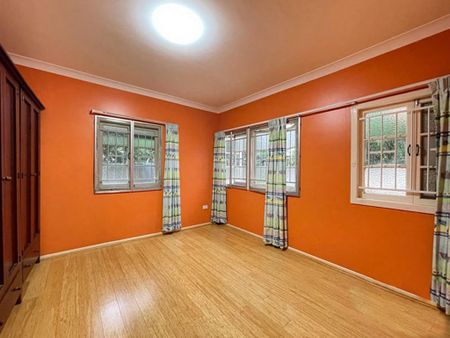 Dual living Home, Best Location with Solar Close to QE II Hospital - Photo 3