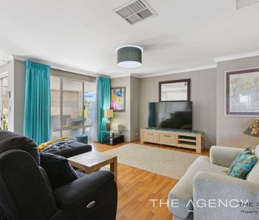 Spacious Family Home with Theatre, Study & Alfresco Living - Photo 5