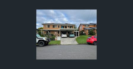 Fully renovated 2 bedroom, 2 bathroom home – bills, & furniture included - Photo 5