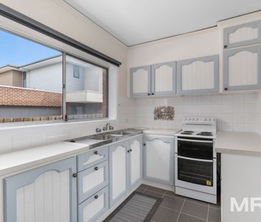 2/8 Anzac Street, Carnegie - Photo 4