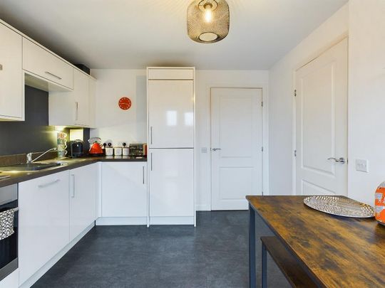 3 bedroom terraced house to rent - Photo 1