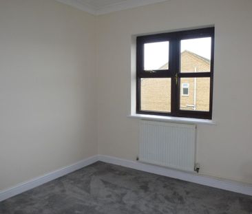 High Street - Photo 6