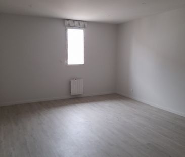 T2 50 M² AMPLEPUIS - Photo 3