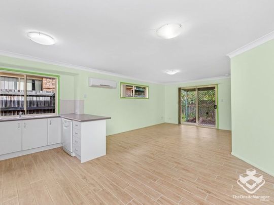 CONVENIENT VILLA LIFESTYLE! available 30/06/2025 at $550 per week - Photo 1