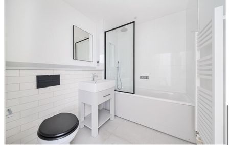 Room in a Shared Flat, Carraway Street, RG1 - Photo 4