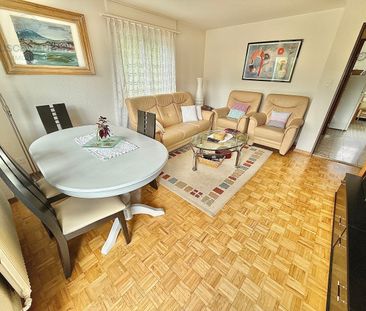 Bright and close to the center / Concierge service available! - Photo 4