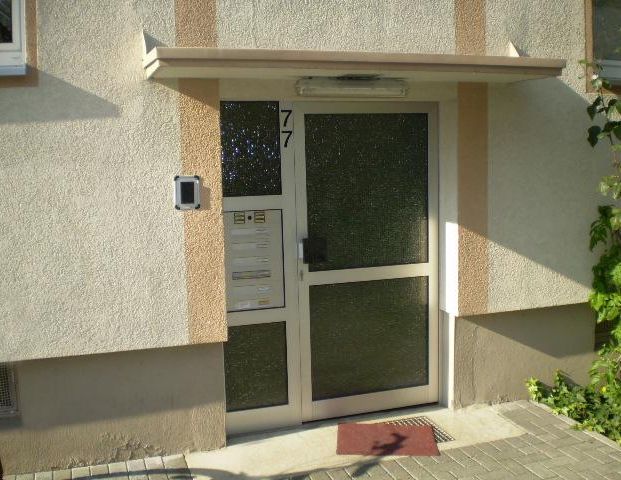 Gemütliche 2,5-Zimmer Wohnung mit Balkon in Rodgau! - Photo 1