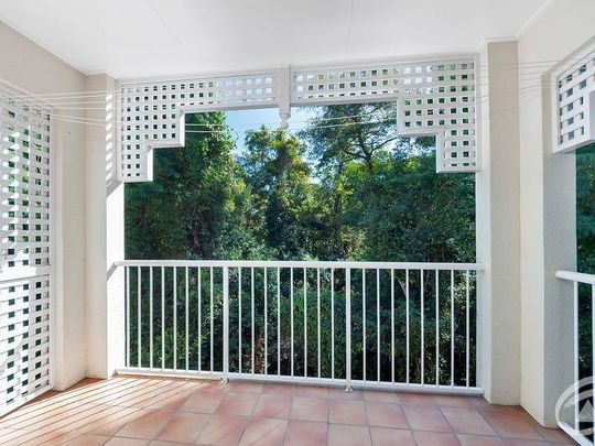Fully Furnished Top Floor Unit! - Photo 1
