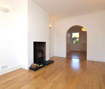 4 bedroom terraced house to rent - Photo 2