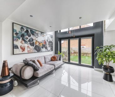 4 bedroom detached house to rent - Photo 1