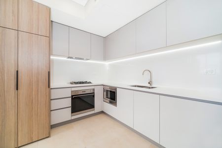 705/7 Maple Tree Road Westmead - Photo 2