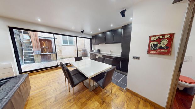 2 pièces - Meublé - 58 m² - 1er étage - Colocation non autorisée - Photo 1